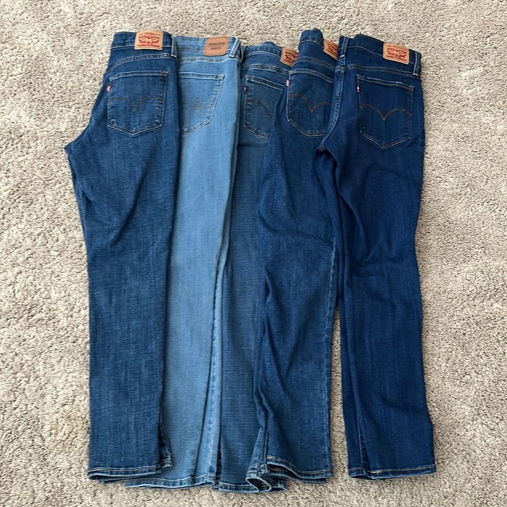 Levi jeans 5 pairs - Picture 3 of 4